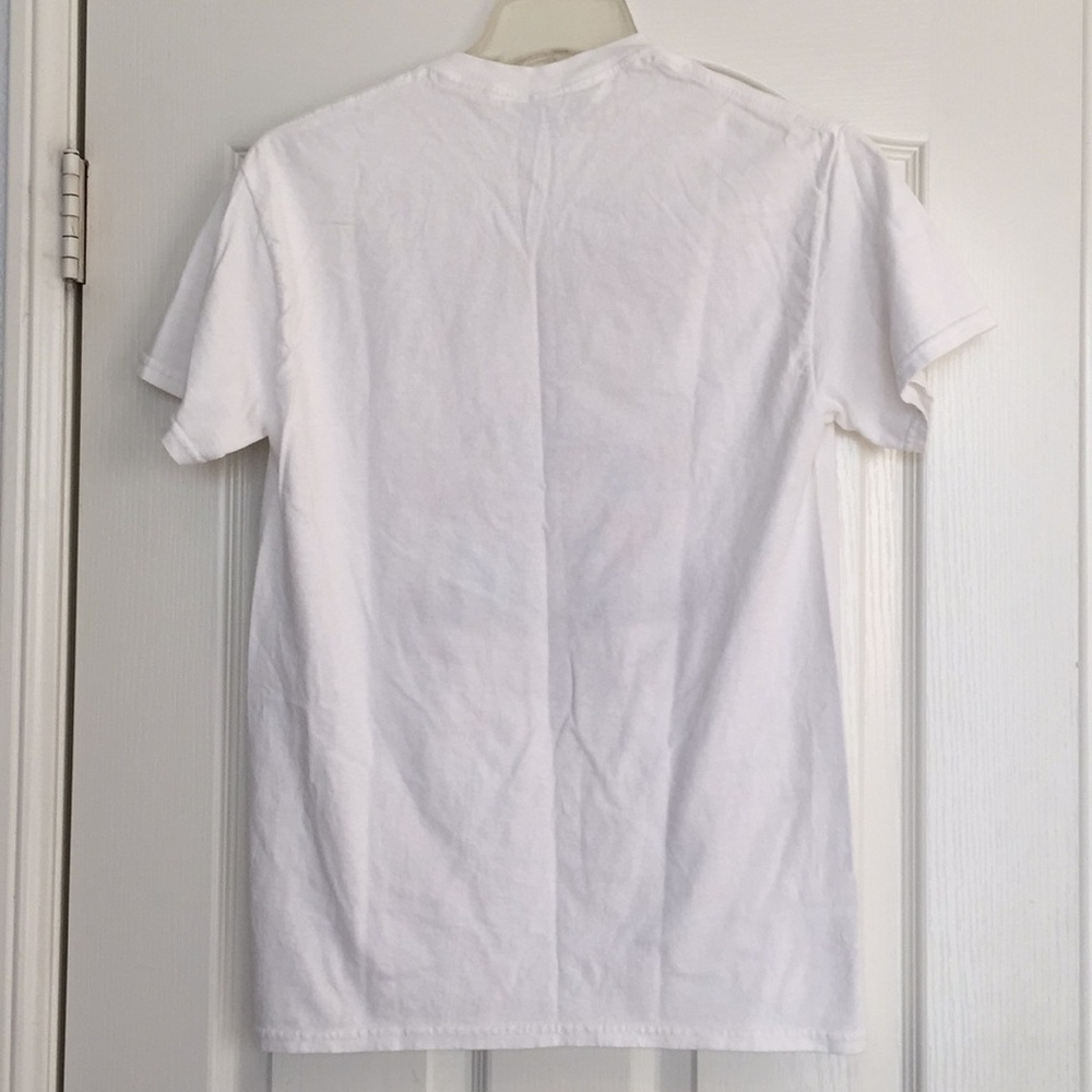 Men's Gildan Graphic T-Shirt - Picture 3 of 4